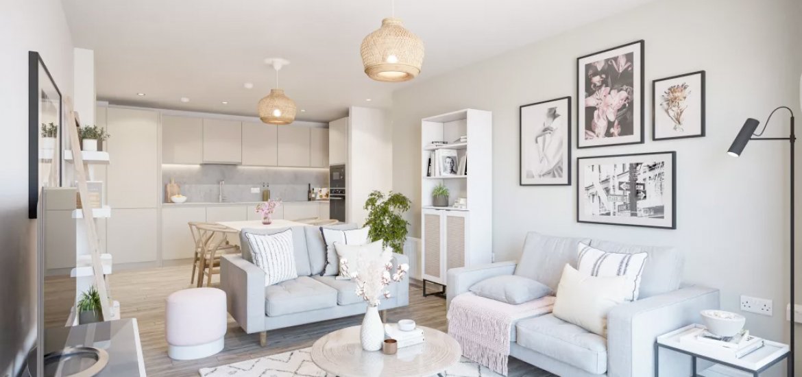 Apartment in Oakwood, London, UK, 2 bedrooms, 815 sq.ft No. 278 - 1