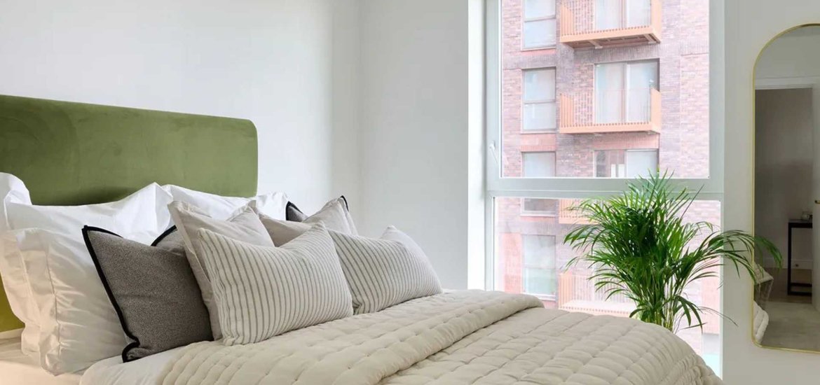 Apartment in Wembley, London, UK, 3 bedrooms, 1135 sq.ft No. 2313 - 4