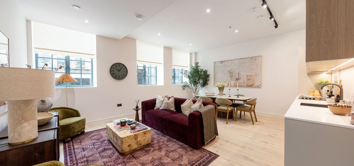 Apartment in Victoria Park Village, London, UK, 2 bedrooms, 894 sq.ft No. 2389 - 4