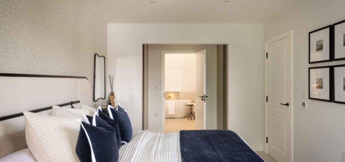 Townhouse in Twickenham, London, UK, 3 bedrooms, 1235 sq.ft No. 2376 - 4