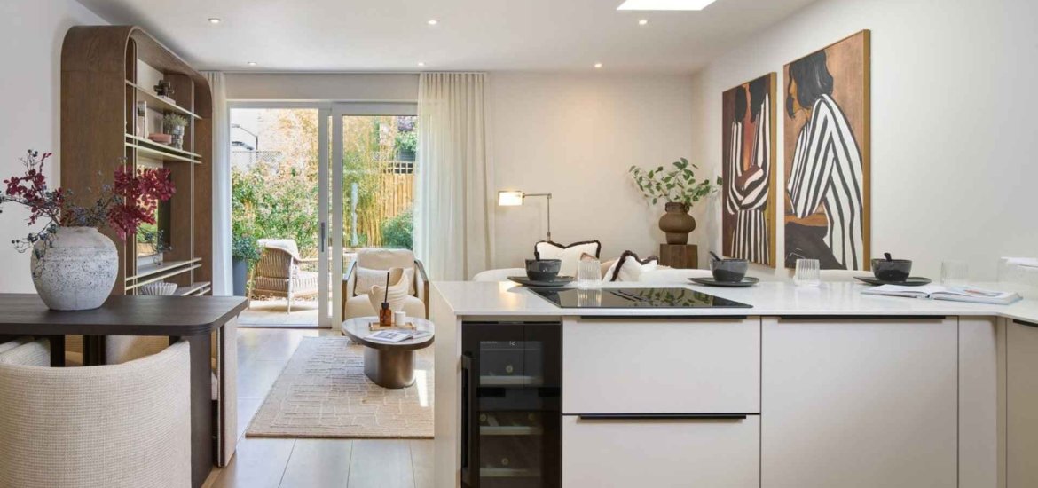 Townhouse in Twickenham, London, UK, 3 bedrooms, 1221 sq.ft No. 2379 - 1